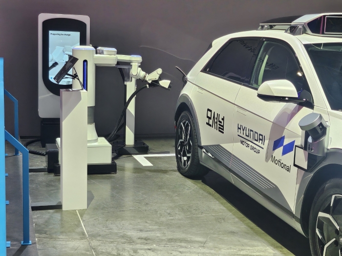 아이오닉 5를 기반으로 개발한 '로보택시'. 사진=김다정 기자