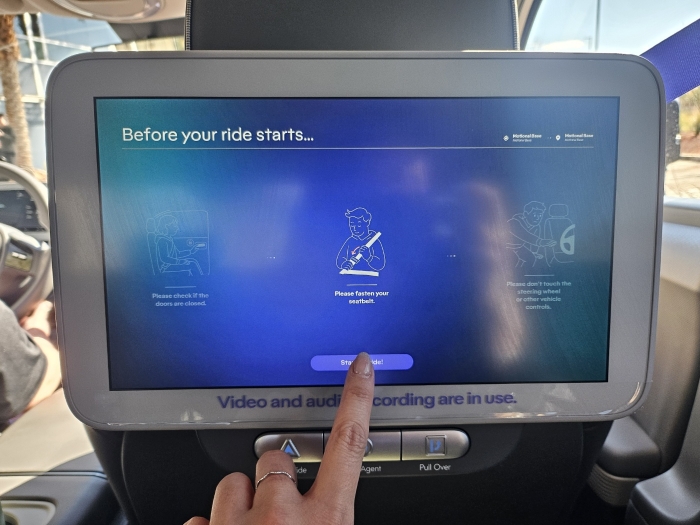 모셔널 로보택시 내부 디지털 스크린. 사진=김다정 기자