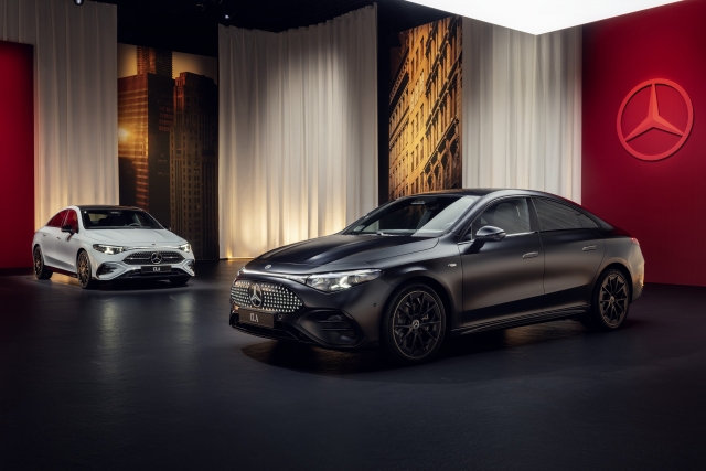 가격 흥정 끝? 벤츠도 가세한 수입차 직판제, 명암은