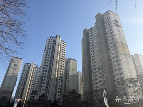 서울 아파트 전세 6억 넘었다···1년 새 4000만원 상승