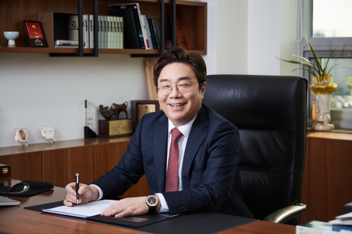 심기봉 덴티스 창업주, 사진=덴티스 제공