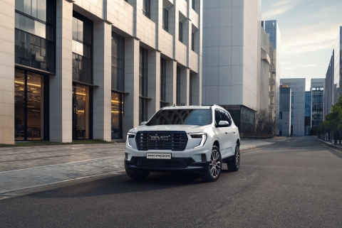 GMC, 아카디아·캐니언 앞세워 프리미엄 SUV·픽업 시장 공략