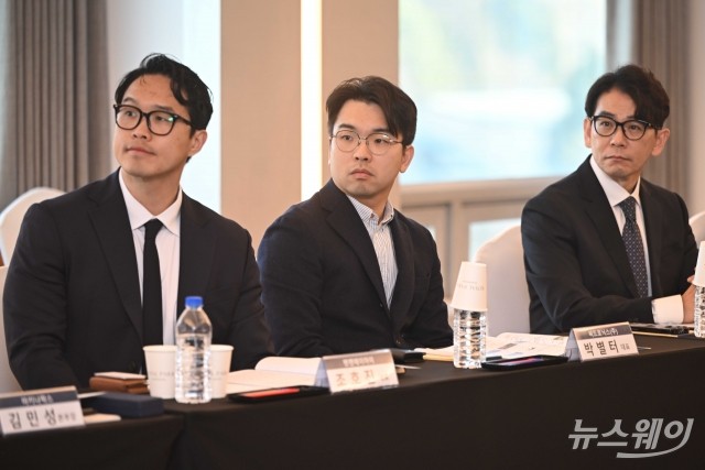 '방산 스타트업 육성 협약식' 배석한 이원찬·박별터·조호진 대표