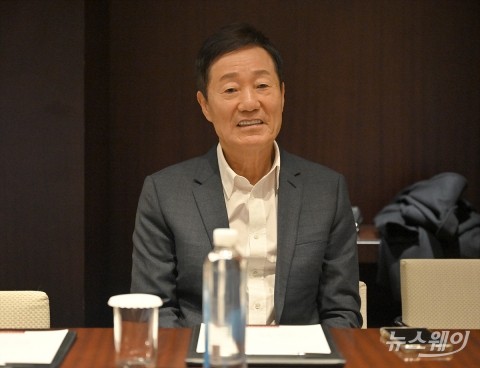 신동국 회장 "한미약품 인사 관여 안해···전문경영인 체제 유지"