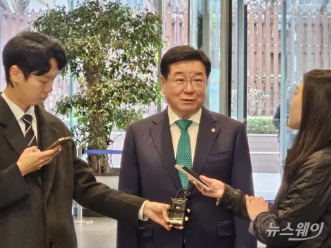 이찬희 삼성 준감위원장 "이재용 회장 등기임원 이사 복귀 바람직"