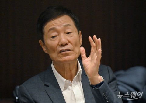 신동국 한양정밀 회장, 성추행 가해자 비호 논란 해명