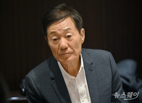 신동국 한양정밀 회장, 장외 지분 매입서 '공개매수 의무' 위반 의혹