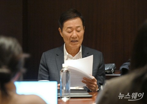 신동국 회장, 주식담보대출 4300억원대로···하나증권 비중 절반 넘어
