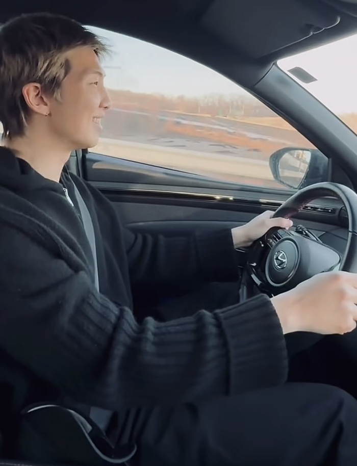 현대차 디 올 뉴 투싼을 운전 중인 BTS 리더 RM. 사진=RM 인스타그램