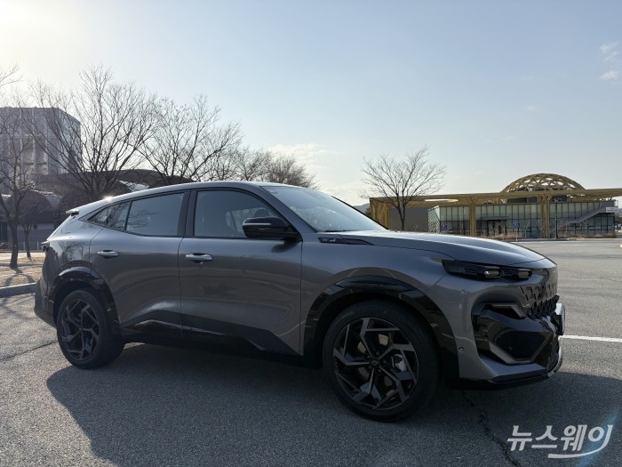 르노코리아의 오로라 프로젝트 두 번째 모델인 '필랑트'. 사진=황예인 기자