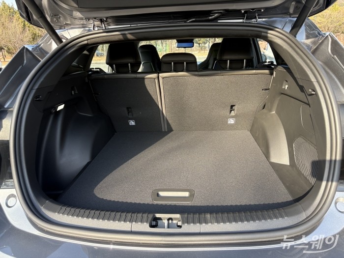 르노코리아의 오로라 프로젝트 두 번째 모델인 '필랑트' 트렁크. 사진=황예인 기자