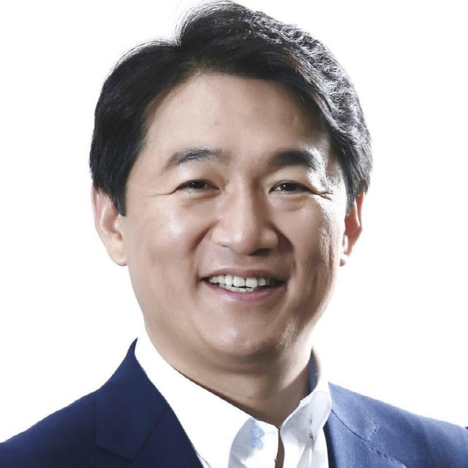 권오중 전 세종특별자치시 정무부시장. 사진제공=우아한 형제들.