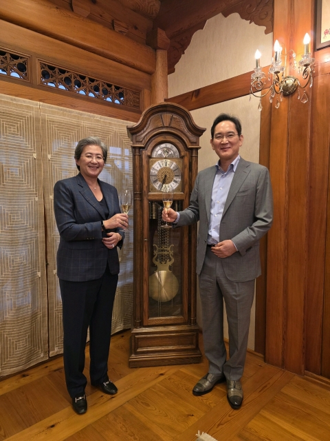 리사 수 평택 찾고 승지원行···이재용 회장과 '반도체 동맹' 다져