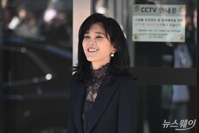 이부진 호텔신라 대표이사가 19일 오전 서울 중구 삼성전자 장충사옥에서 열린 제53기 호텔신라 주주총회를 마친 뒤 미소를 머금고 주총장을 나서고 있다. 사진=강민석 기자 kms@newsway.co.kr