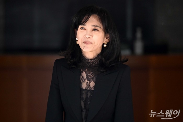 이부진 호텔신라 대표이사가 19일 오전 서울 중구 삼성전자 장충사옥에서 열린 제53기 호텔신라 주주총회를 마친 뒤 미소를 머금고 주총장을 나서고 있다. 사진=강민석 기자 kms@newsway.co.kr