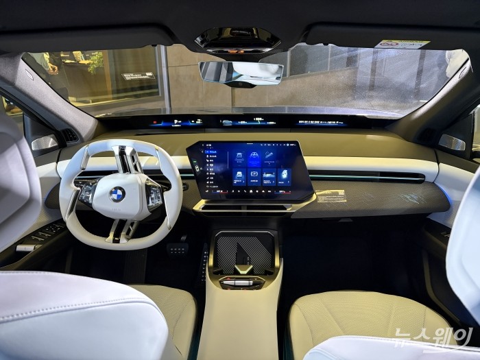 BMW iX3 50 x드라이브 실내. 사진=권지용 기자