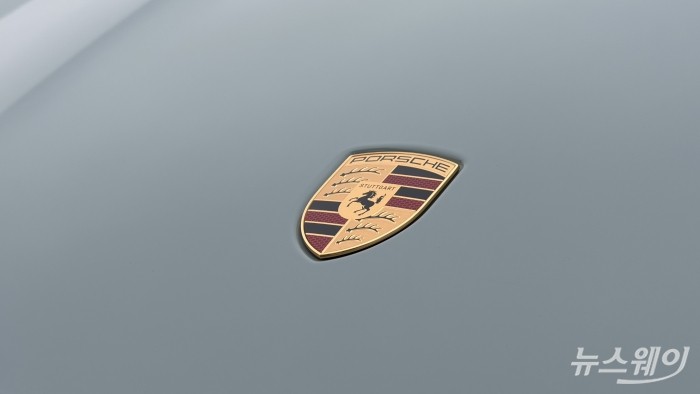 포르쉐 로고. 사진=권지용 기자
