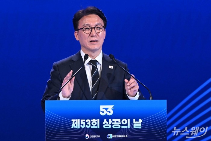 김민석 국무총리가 31일 오후 서울 중구 대한상공회의소에서 열린 제53회 상공의 날 기념식에서 축사를 하고 있다. 사진=강민석 기자 kms@newsway.co.kr