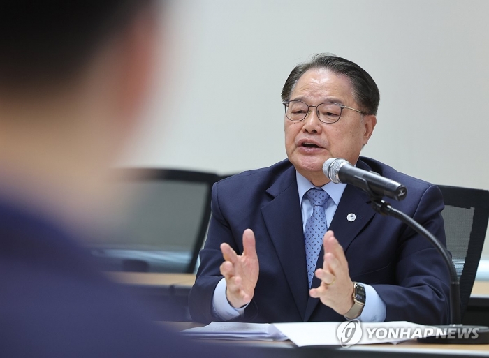 2일 서울 영등포구 한국해운협회에서 열린 해양기자협회 기자단 간담회에서 양창호 한국해운협회 상근부회장이 발언하고 있다. 사진=연합뉴스 제공