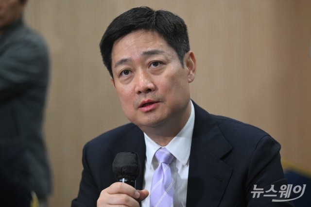 홍범식 LG유플러스 대표 "보안기초부터 국가 AI 인프라 힘쓸 것"