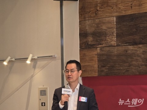 센트룸 "멀티비타민 연구, 결핍 해소 넘어 정밀영양으로 진화"