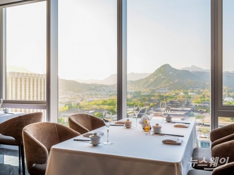 식품업계, 외식사업 강화···실적 견인축 부상