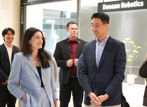 두산로보틱스, 엔비디아와 맞손···2028년 산업용 휴머노이드 상용화 추진