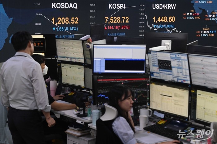 미·이란 종전 기대에 코스피 첫 7500선 돌파