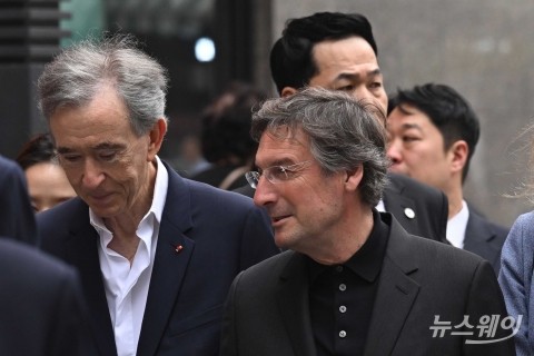롯데 신유열·LVMH 델핀 아르노 또 만났다...차세대 리더 교류 확대