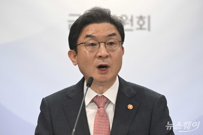 '삼전·닉스 레버리지'에 고개 숙인 자본시장 수장들···李 "보완책 마련하라"(종합)