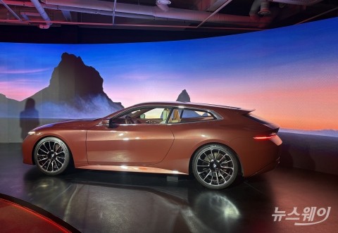 예술과 기술이 맞닿은 공간···눈이 즐거운 'BMW 엑설런스 라운지'