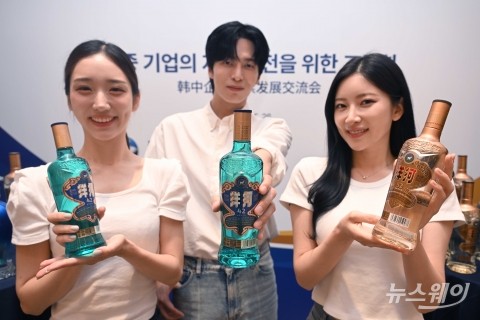 한국진출 10주년 기념···백주 양하블루·양하골드 출시