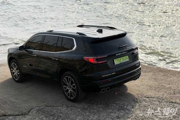 GMC 아카디아. 사진=권지용 기자