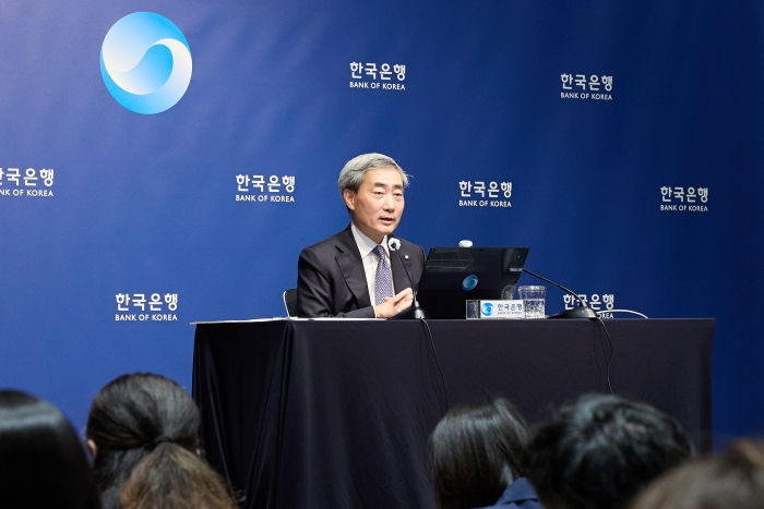 신현송 한은 총재 "갈 길 명확"···연내 금리 인상 예고
