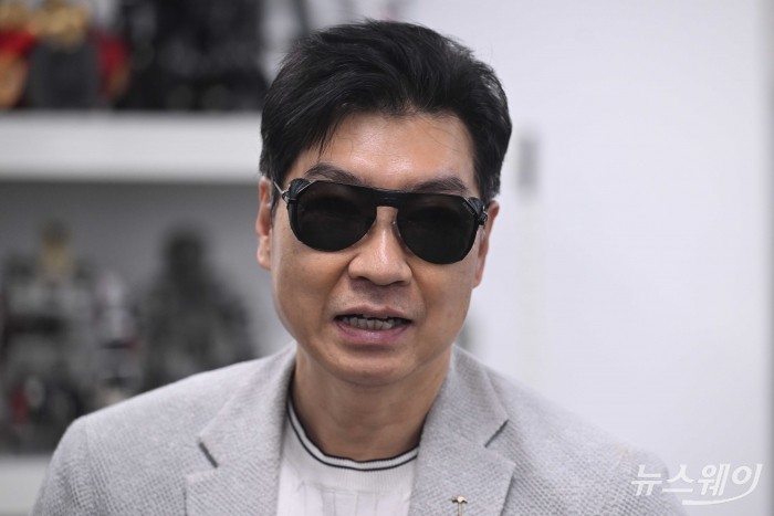 김병수 로보티즈 대표가 29일 오후 서울 강서구 로보티즈 본사에서 열린 제2회 AI 로봇 M.AX 얼라이언스 컨퍼런스에서 발표를 하고 있다. 사진=강민석 기자
