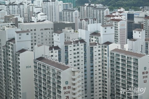 지방 침체에도 '브랜드 아파트' 강세