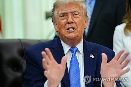"트럼프가 제정신을 잃었다"...美 발칵 뒤집은 '인플레 사랑해'