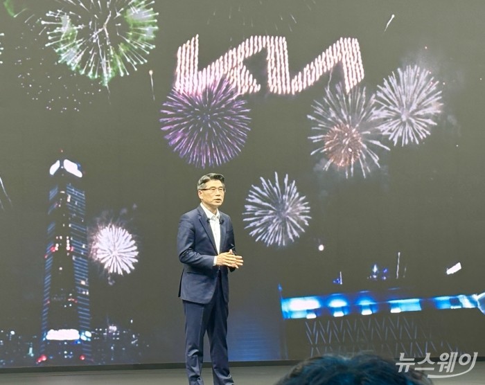 기아, PBV 공략 가속화···송호성 사장 "2030년 전기차 14종 확대"