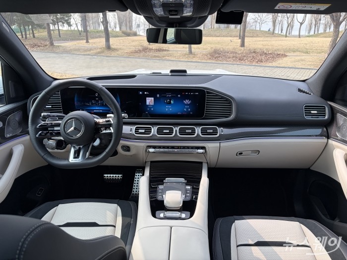 메르세데스-AMG GLS 63 실내. 사진=권지용 기자