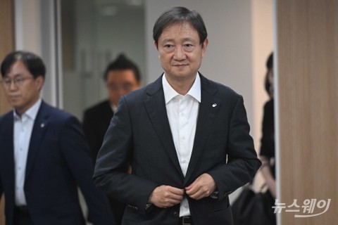 10개월 만에 가상자산 업계 만난 이찬진 "힘든 점은 공감···입법으로 풀어야"