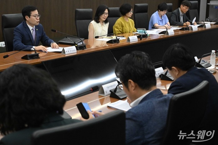 여한구 산업통상부 통상교섭본부장이 13일 오후 서울 중구 한국산업기술기획평가원에서 열린 제58차 통상추진위원회에서 모두발언을 하고 있다. 사진=강민석 기자