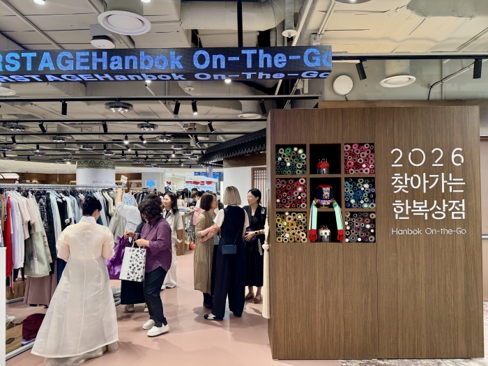 명품 쇼핑 넘어 K컬처까지···백화점, 한국문화 전파 플랫폼으로 진화