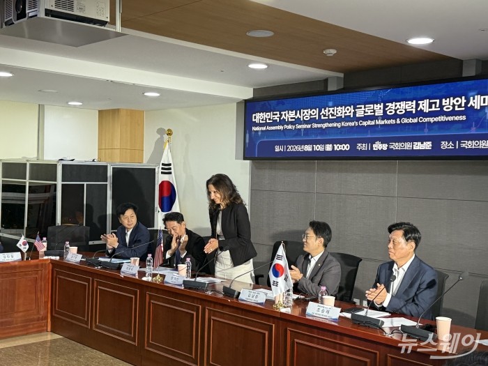 NYSE 사장 "기술만으론 부족···韓증시 투명·안정·신뢰가 해법"