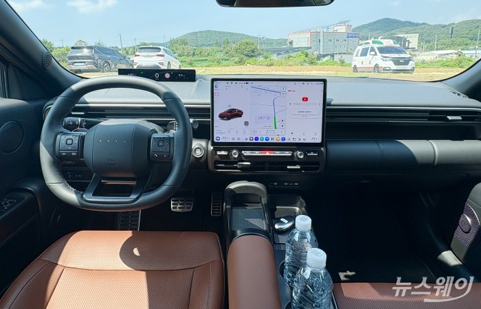 아반떼 디스플레이. 사진=황예인 기자