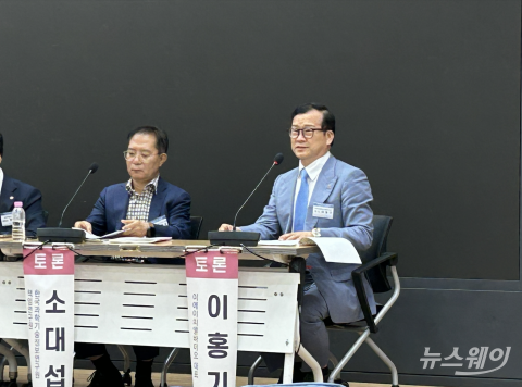 (이홍기 이에이치엘바이오 대표 "바이오데이터 활용, 제도·표준화가 관건"