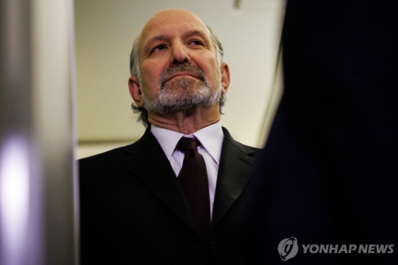"미국서 만들면 면제, 안 만들면 관세"···러트닉, 반도체 표적 관세 추진