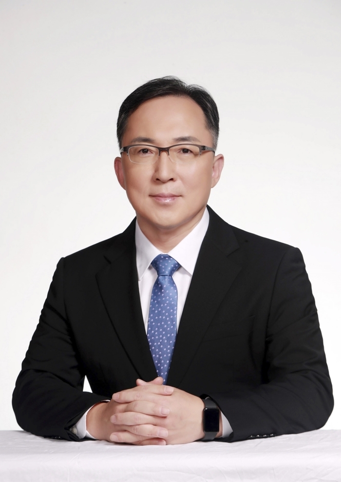 보험개발원, 유재훈 원장 취임···"산업 전환점에 미래 기술 선제 제시" 기사의 사진