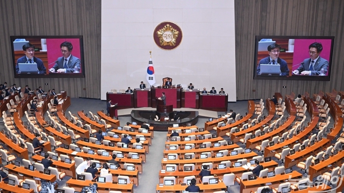국회로 간 '코인 과세 유예'···청원 5만 돌파에 쟁점 재부상