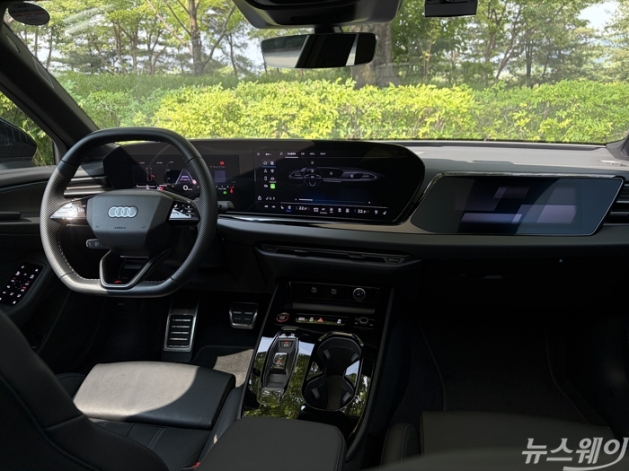 아우디 A5 실내. 사진=권지용 기자