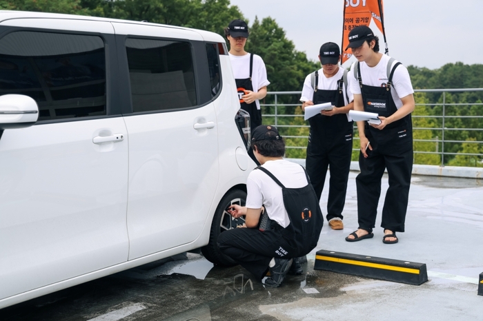추석 귀성길 장거리 운전, 출발 전 차량 점검하세요